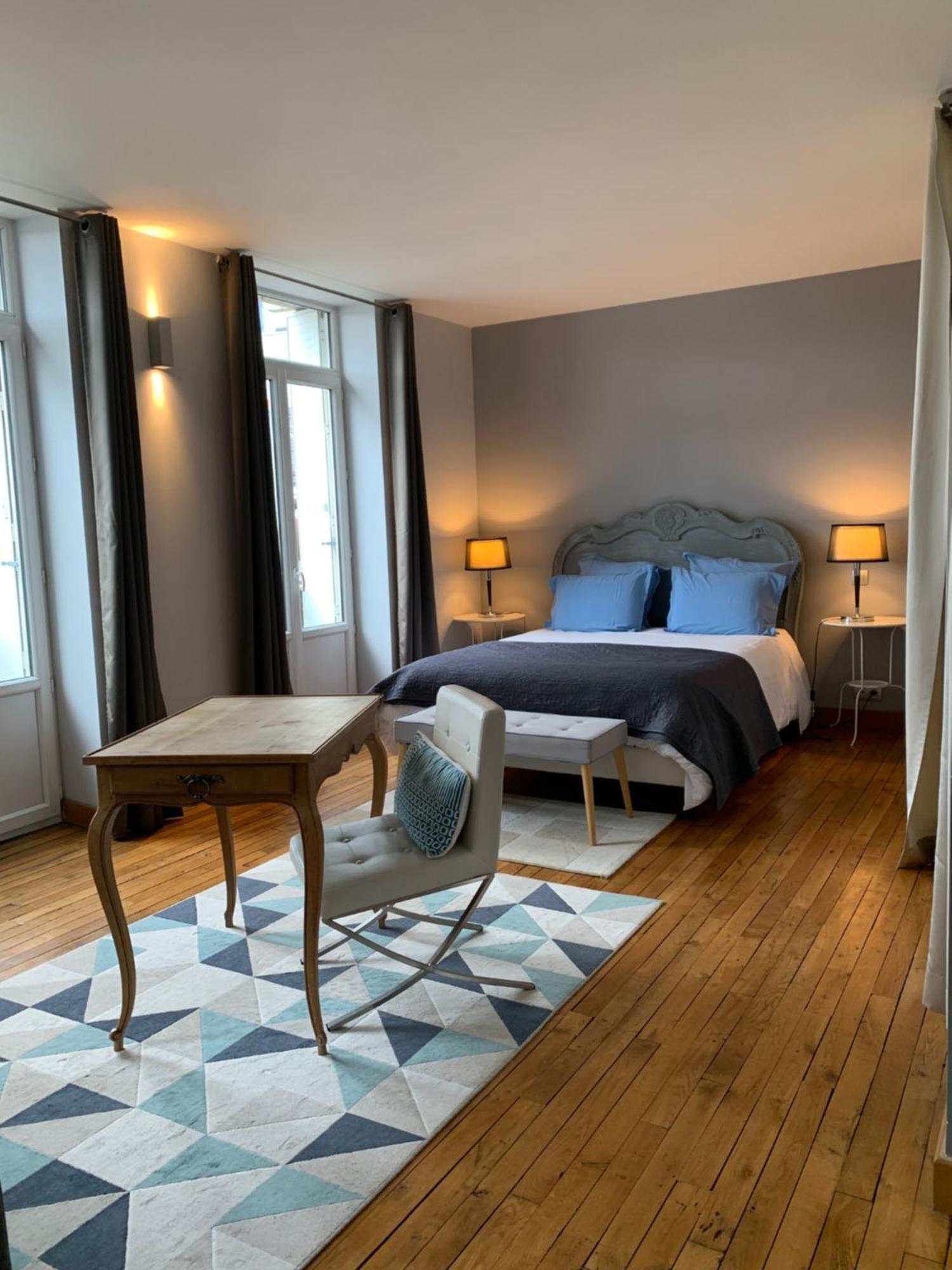 Hotel Spa Le Miel Des Muses Brive-la-Gaillarde Ngoại thất bức ảnh